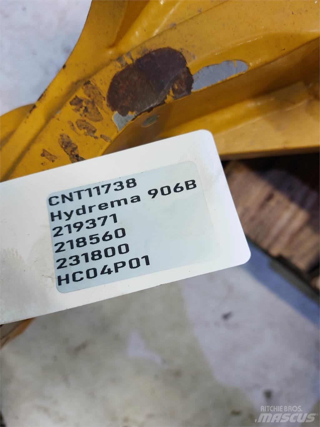 Hydrema 906B Tranšėjų kasimo technika