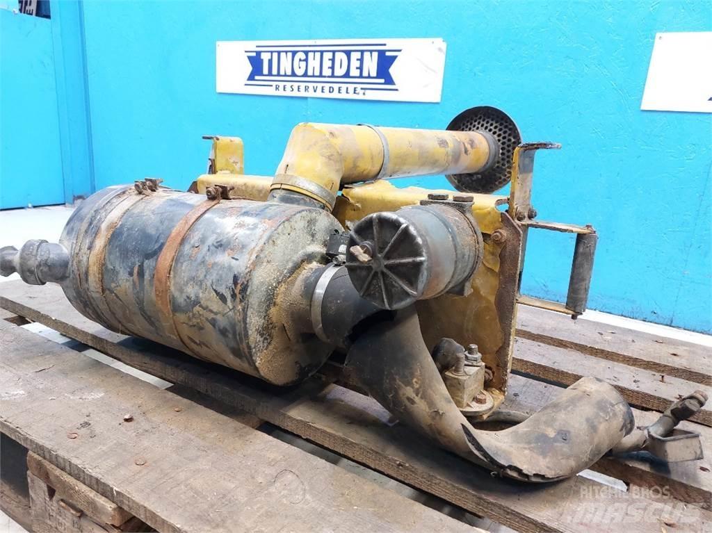 Hydrema 906B Varikliai