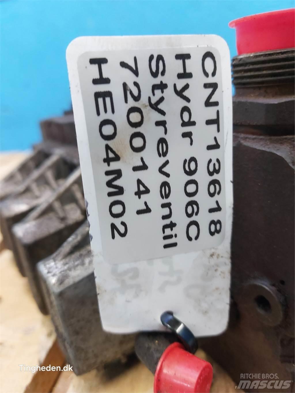 Hydrema 906C Hidraulikos įrenginiai