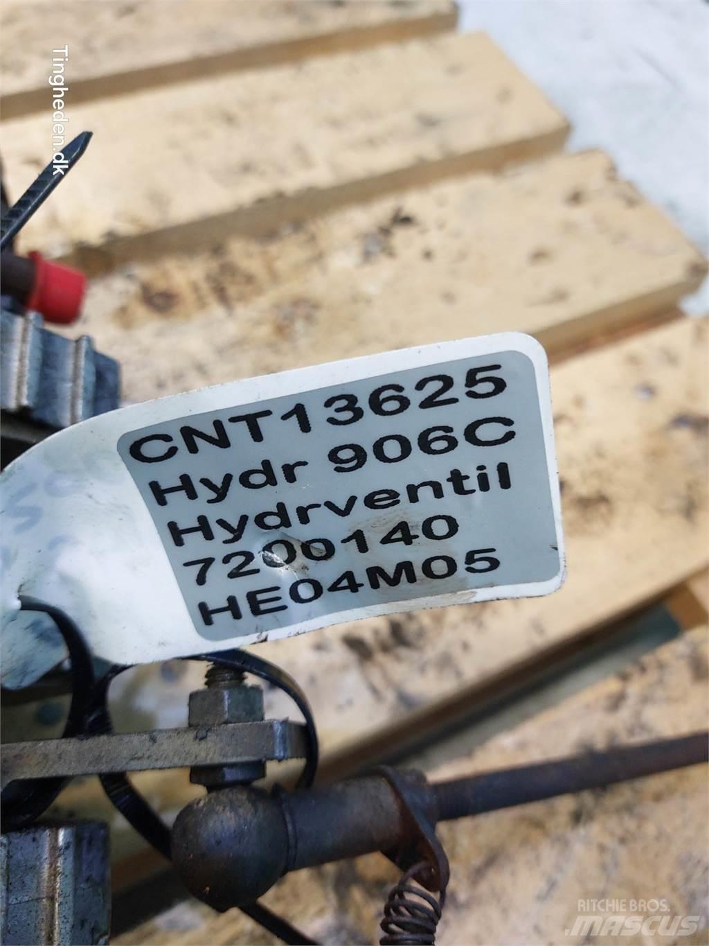 Hydrema 906C Hidraulikos įrenginiai