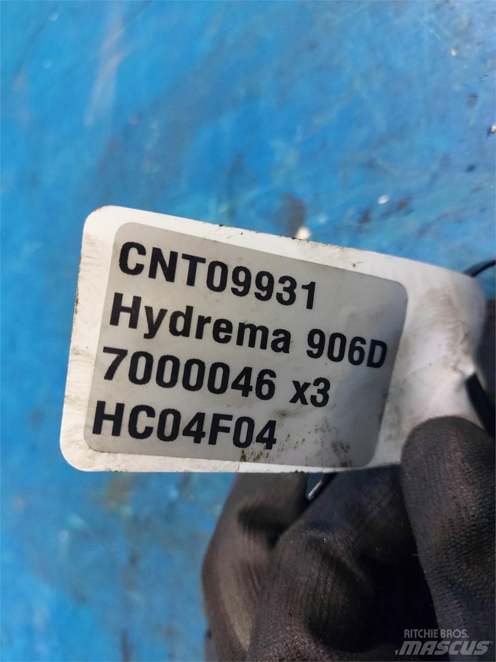 Hydrema 906D Transmisijos
