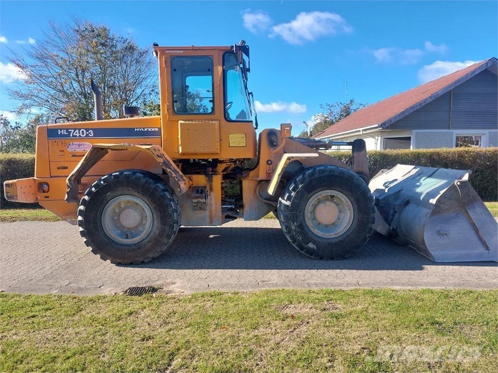 Hyundai HL740-3 Naudoti ratiniai krautuvai