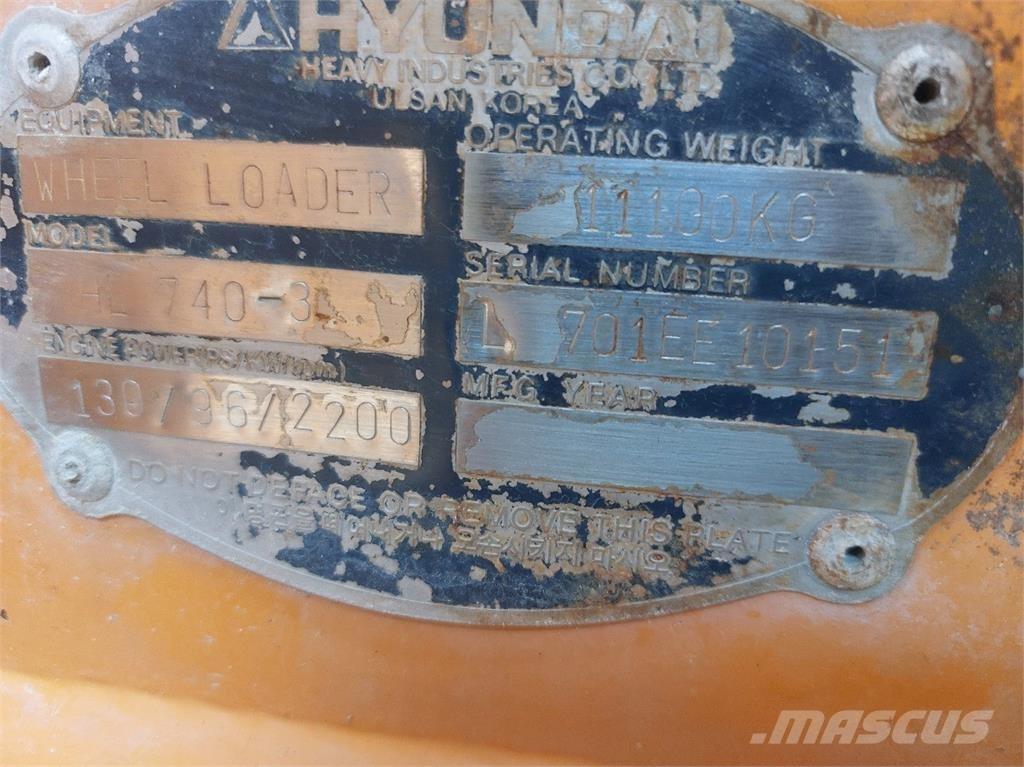 Hyundai HL740-3 Naudoti ratiniai krautuvai