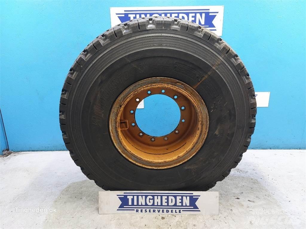 JCB 25 20.5R25 Padangos, ratai ir ratlankiai