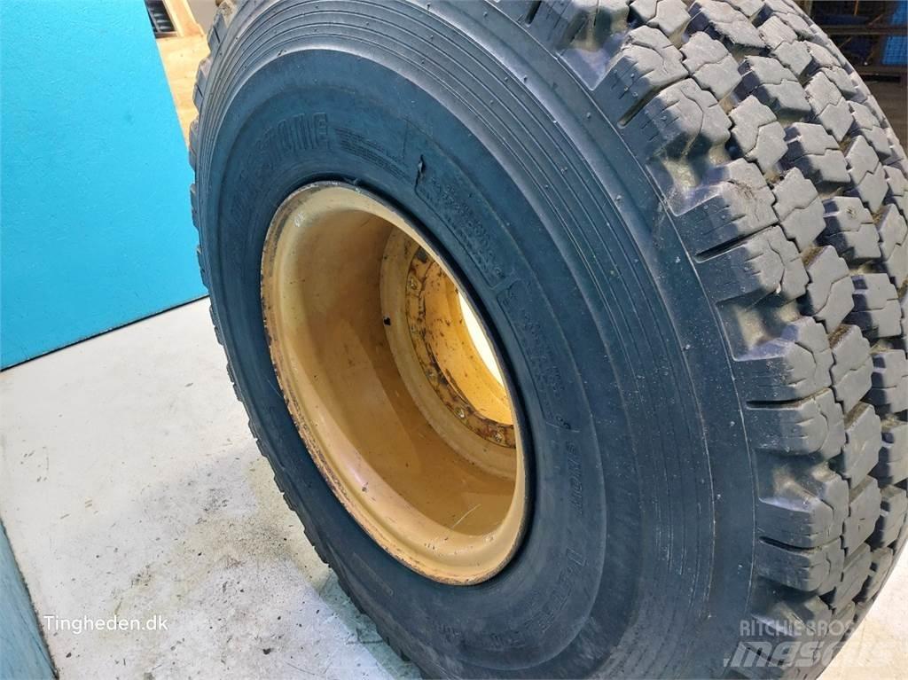 JCB 25 20.5R25 Padangos, ratai ir ratlankiai