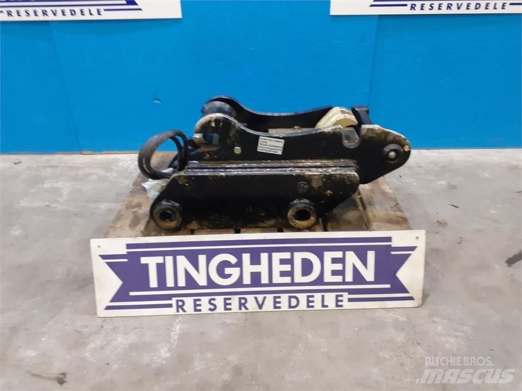 JCB 4CX Greito sujungimo jungtys