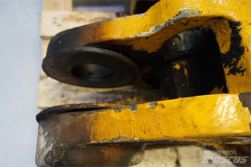 JCB 4CX Tranšėjų kasimo technika