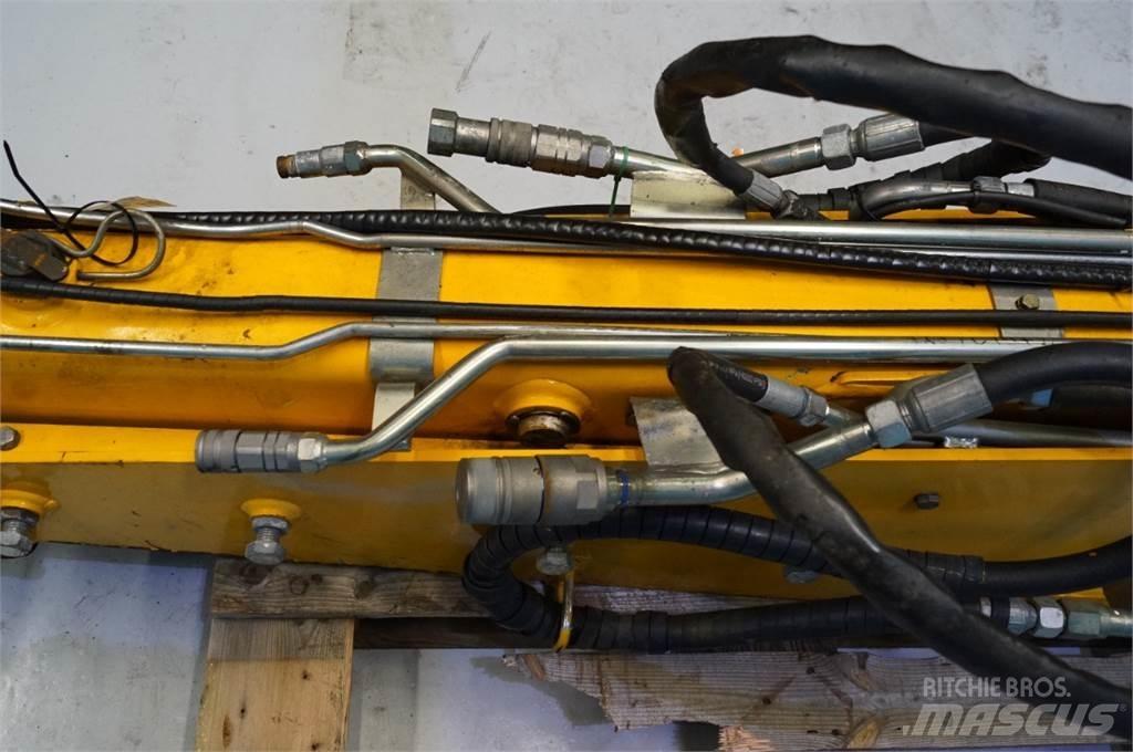 JCB 4CX Kranų dalys ir įranga