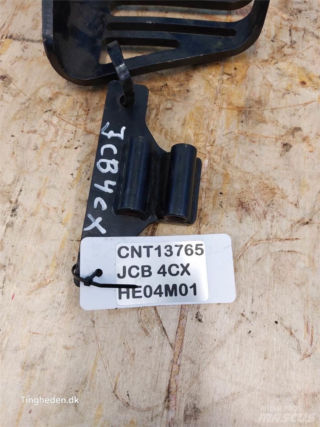 JCB 4CX Atrinkimo kaušai