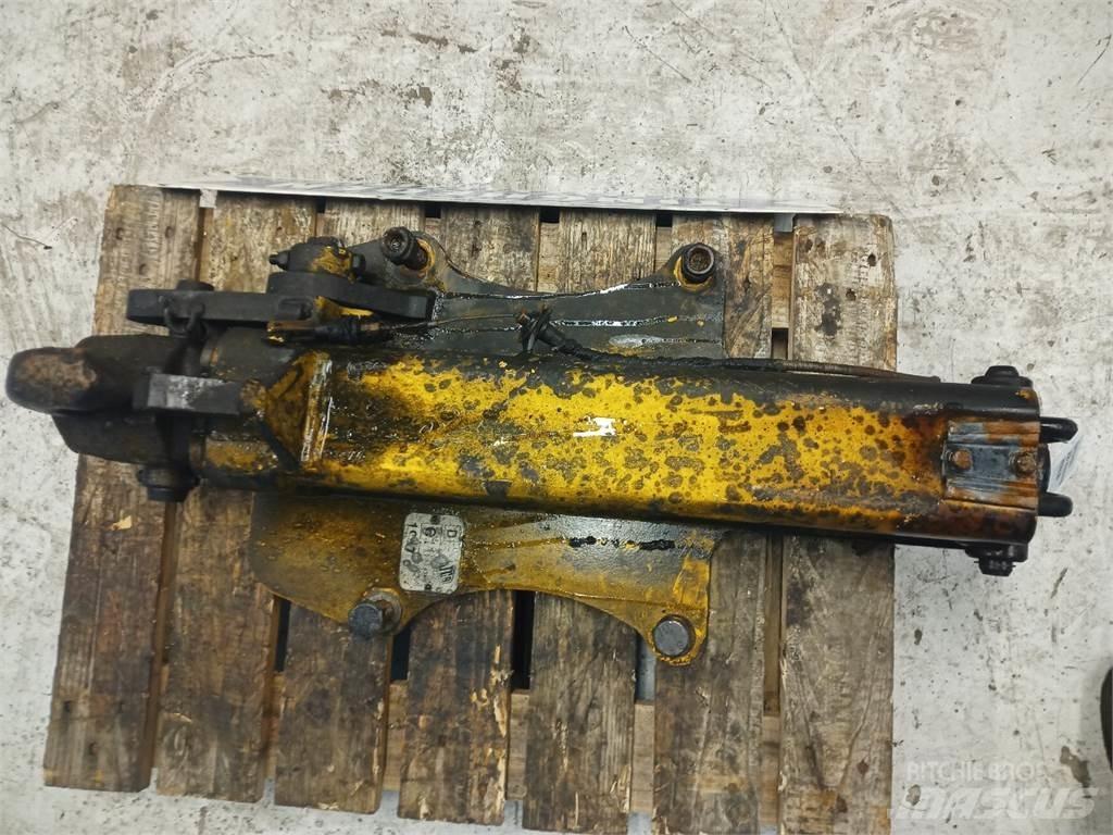 JCB 536-70 Greito sujungimo jungtys