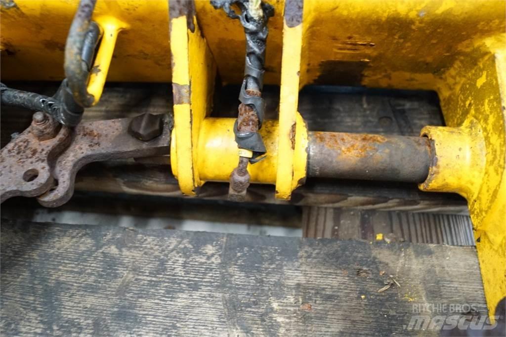 JCB 536-70 Greito sujungimo jungtys