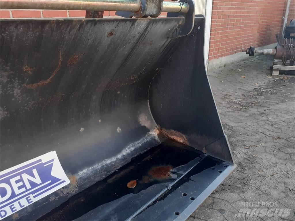 JCB Skovl Kaušai