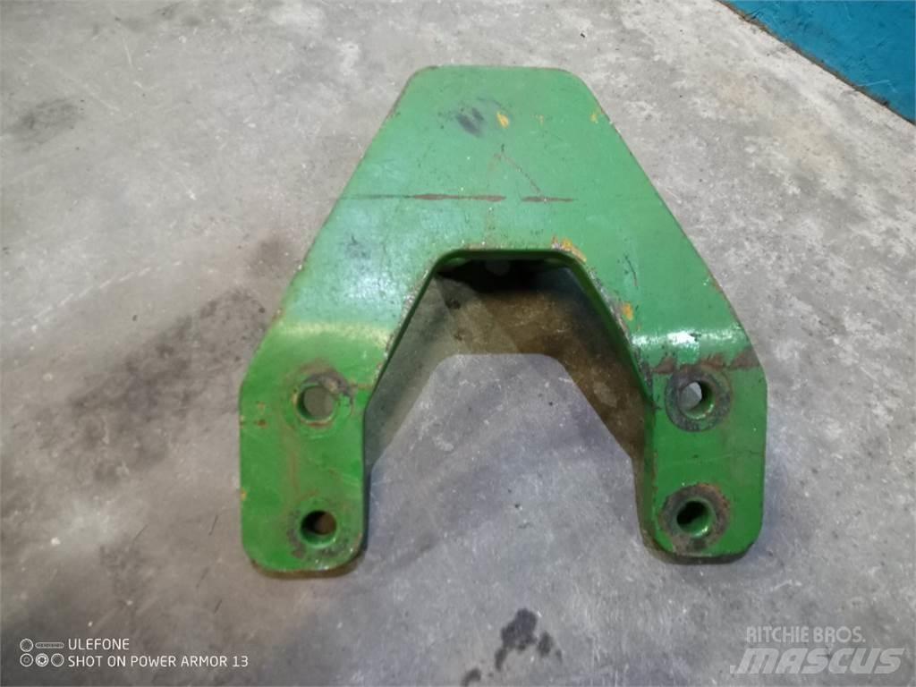 John Deere  Kiti naudoti traktorių priedai