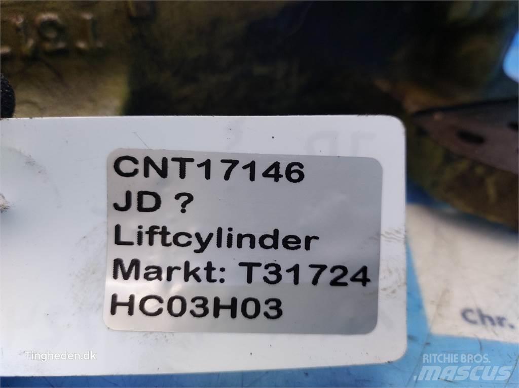 John Deere  Hidraulikos įrenginiai