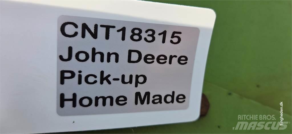 John Deere  Derliaus nuėmimo kombainų priedai