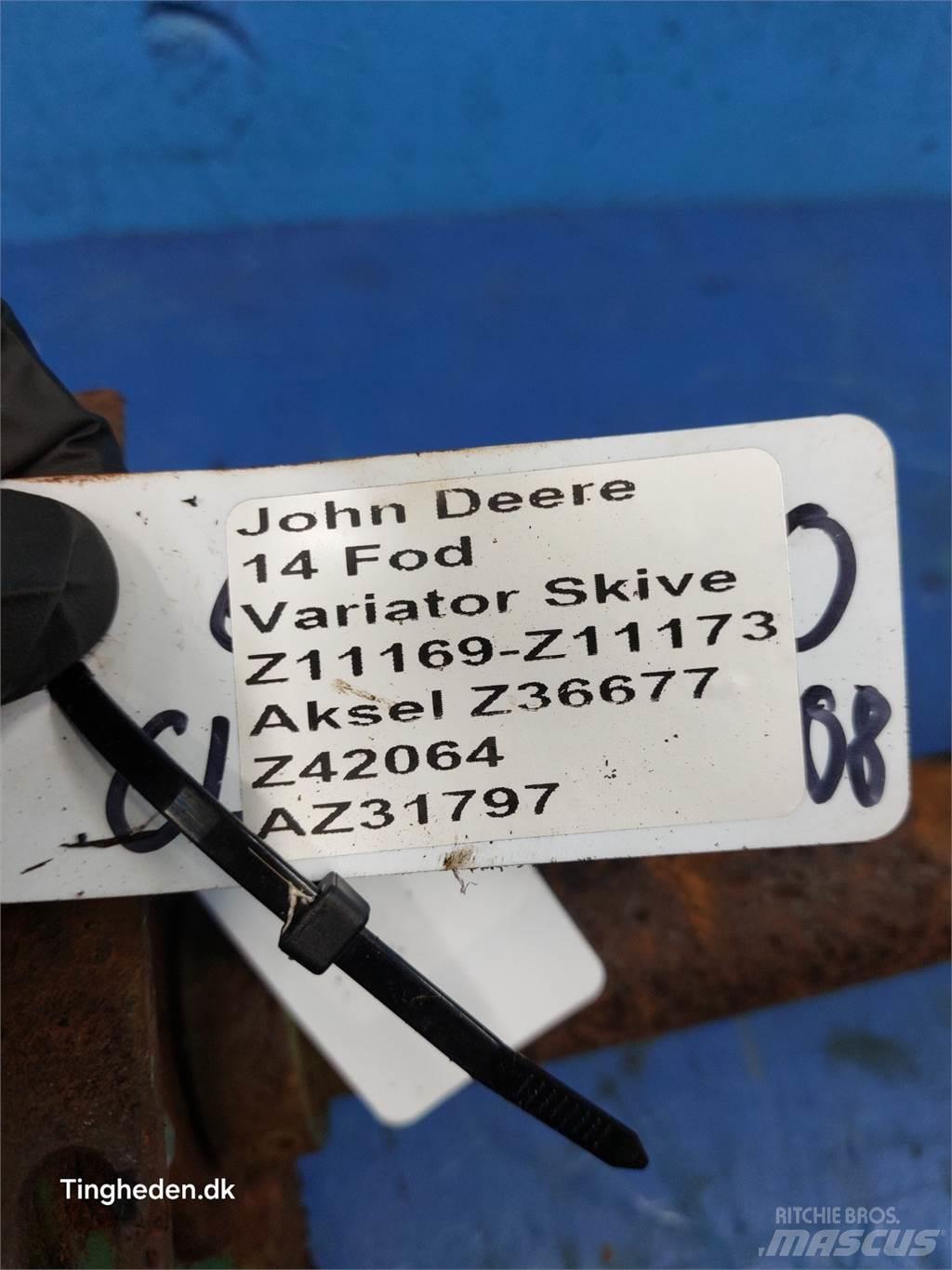 John Deere 1000 Derliaus nuėmimo kombainų priedai