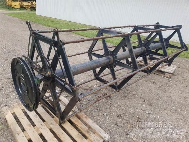 John Deere 1065 Derliaus nuėmimo kombainų priedai
