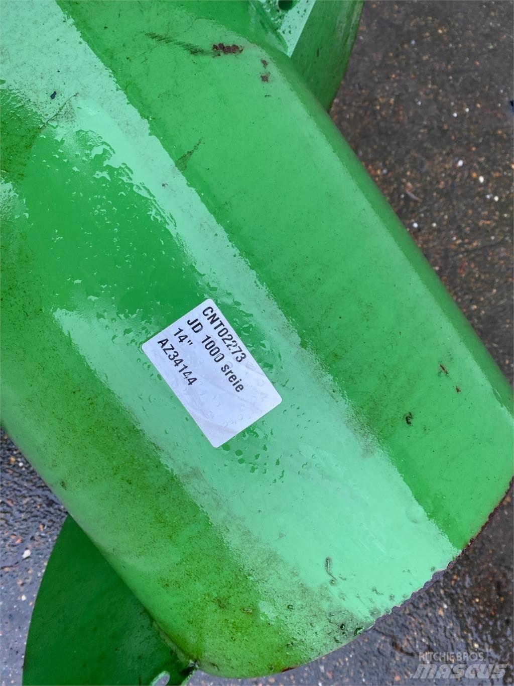 John Deere 1065 Derliaus nuėmimo kombainų priedai