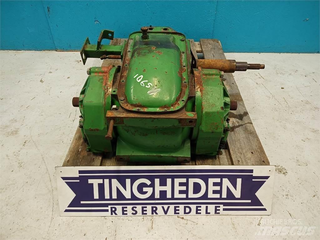John Deere 1065 Transmisijos