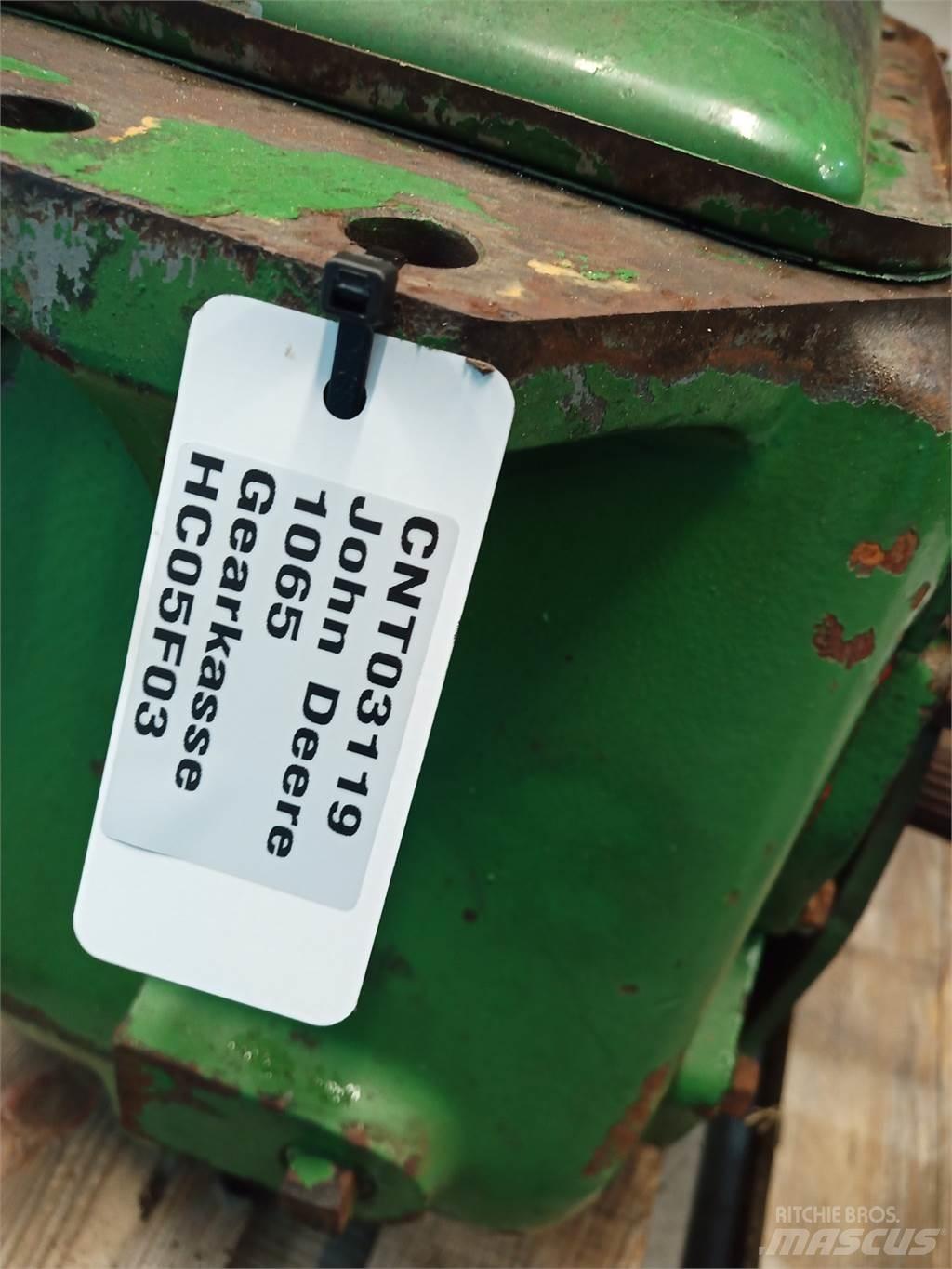 John Deere 1065 Transmisijos
