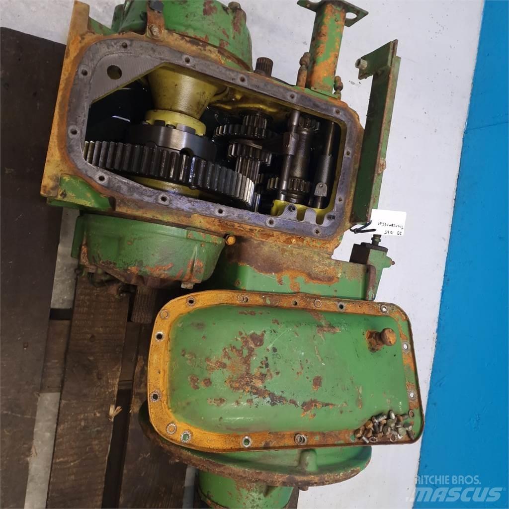 John Deere 1065 Transmisijos