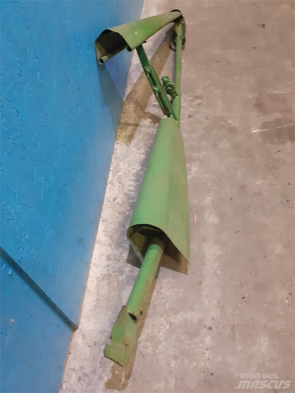 John Deere 1075 Derliaus nuėmimo kombainų priedai