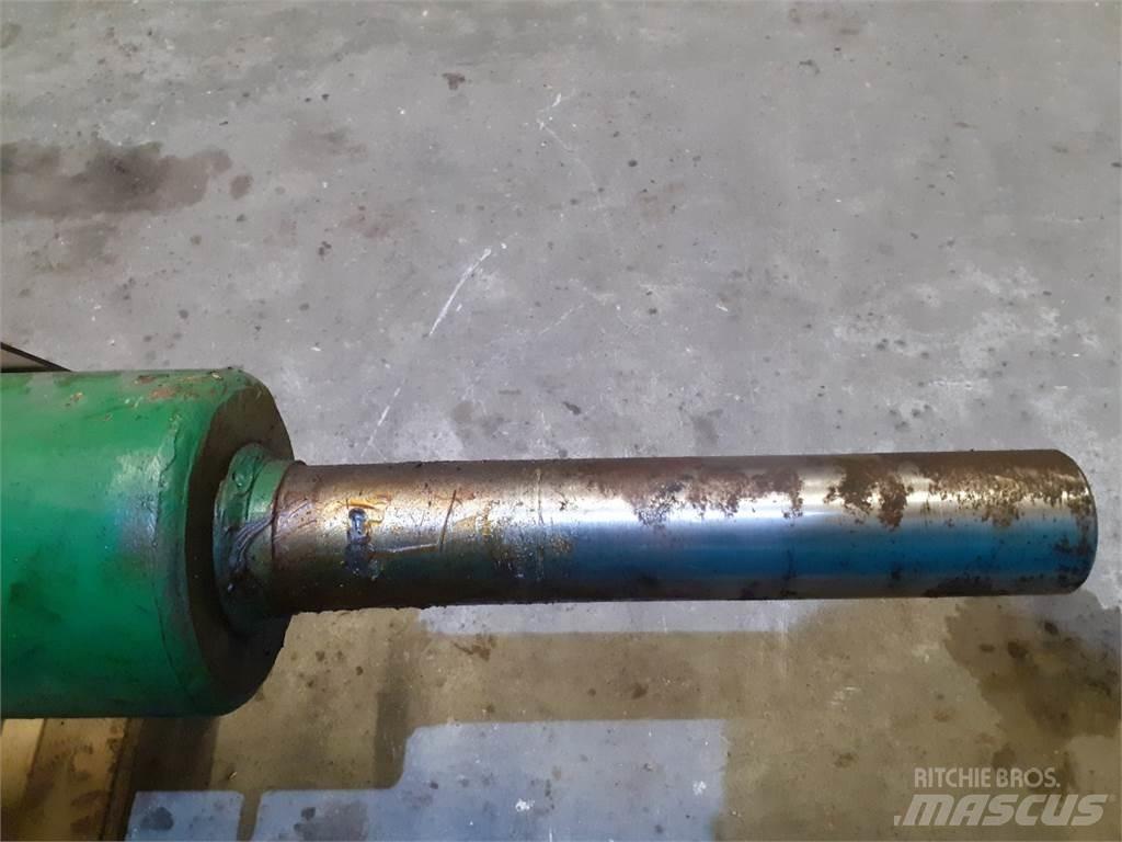 John Deere 1075 Derliaus nuėmimo kombainų priedai