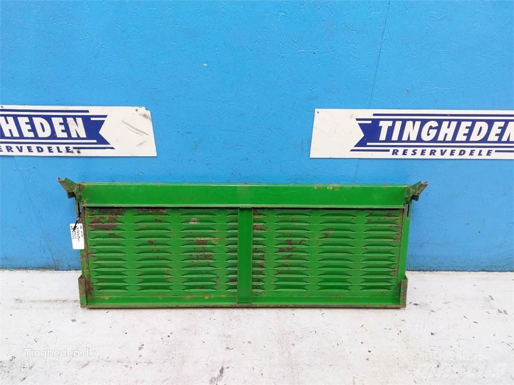 John Deere 1075 Smėlio ir druskos barstytuvai
