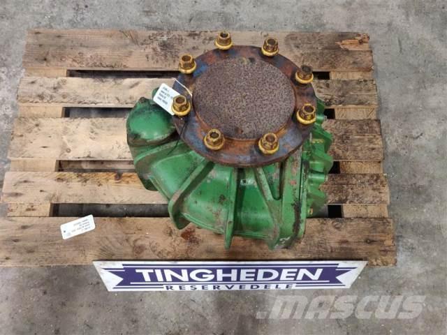 John Deere 1085 Derliaus nuėmimo kombainų priedai