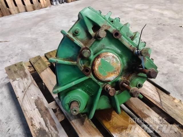 John Deere 1085 Derliaus nuėmimo kombainų priedai