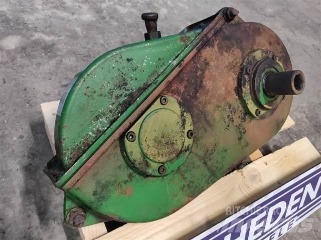 John Deere 1085 Transmisijos