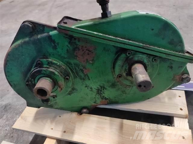 John Deere 1085 Transmisijos