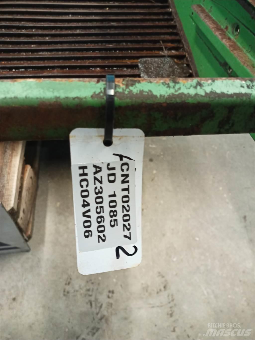 John Deere 1085 Smėlio ir druskos barstytuvai