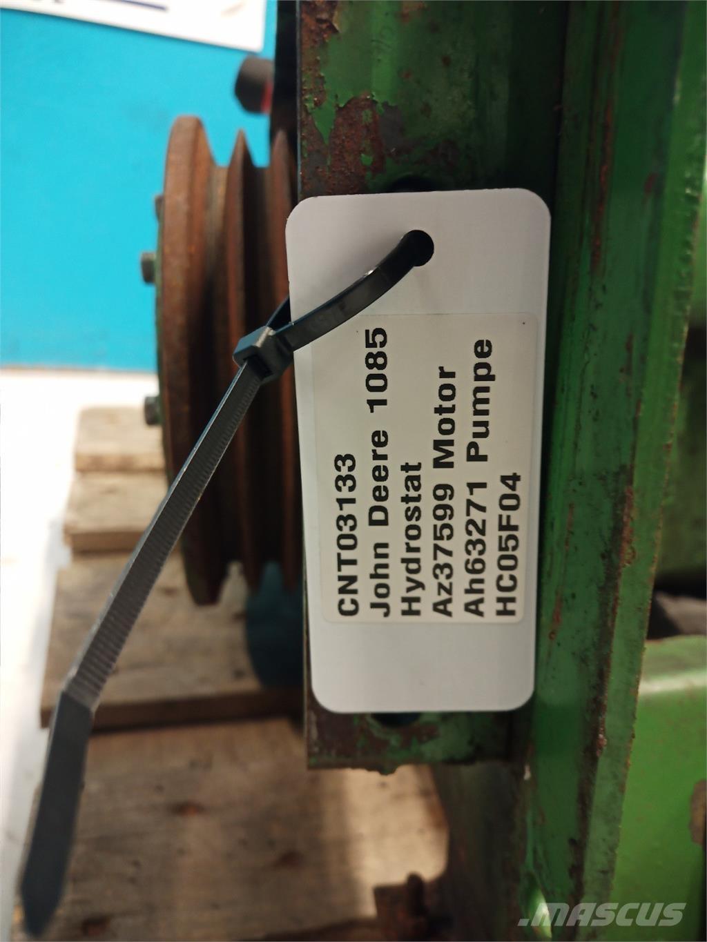 John Deere 1085 Hidraulikos įrenginiai