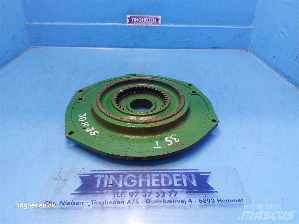 John Deere 1085 Smėlio ir druskos barstytuvai