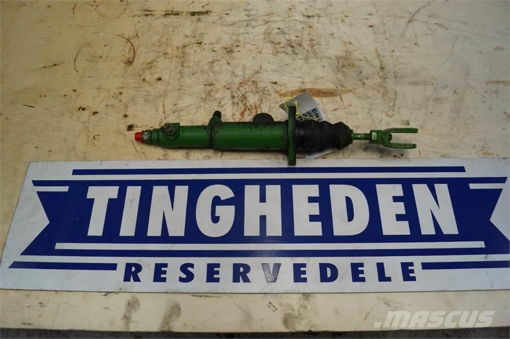 John Deere 1170 Hidraulikos įrenginiai
