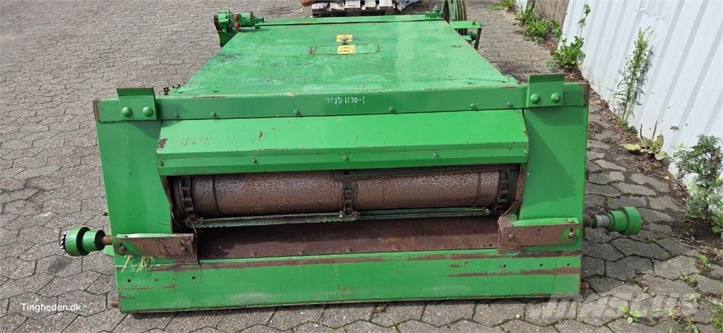 John Deere 1170 Derliaus nuėmimo kombainų priedai