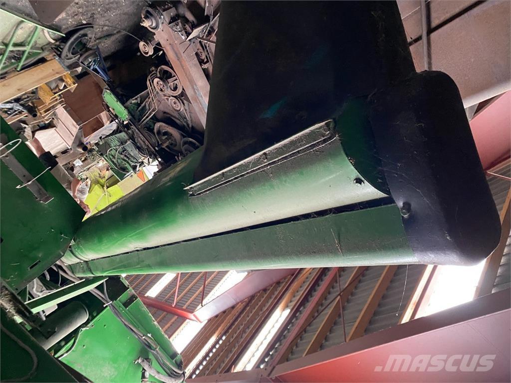 John Deere 1170 Derliaus nuėmimo kombainų priedai