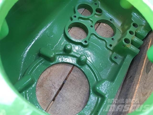 John Deere 1177 Transmisijos