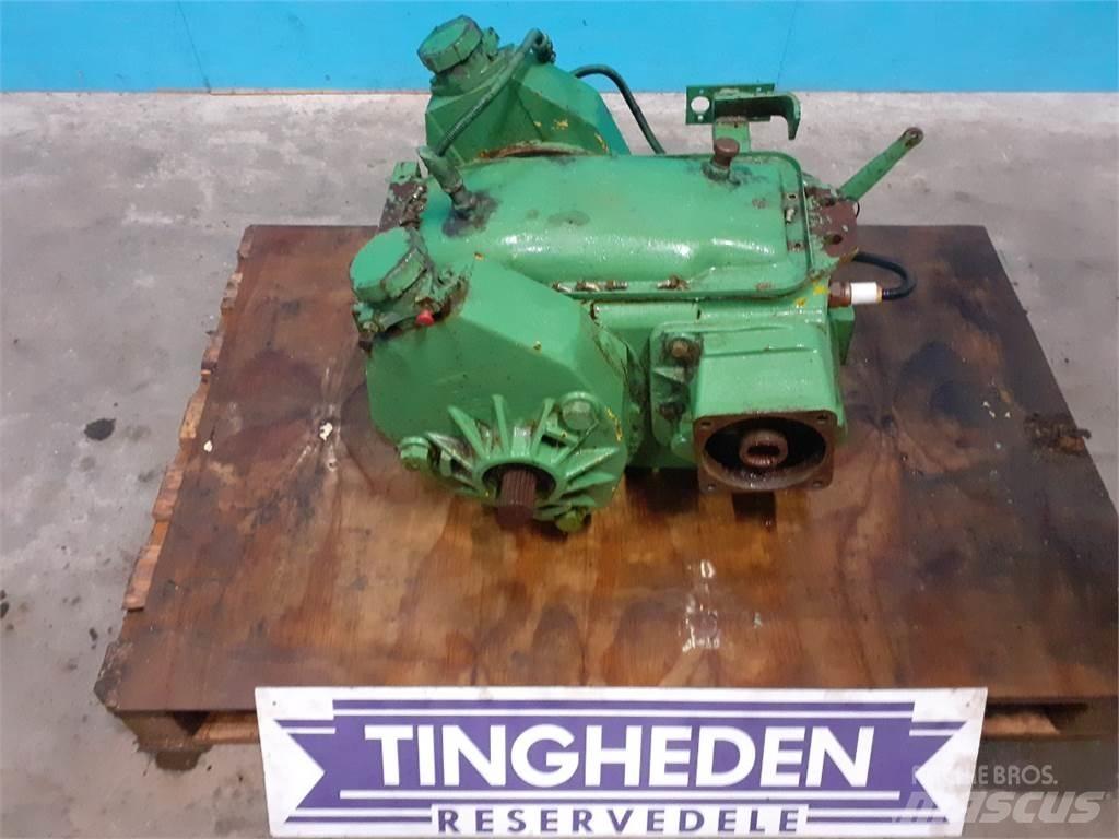 John Deere 1177 Transmisijos