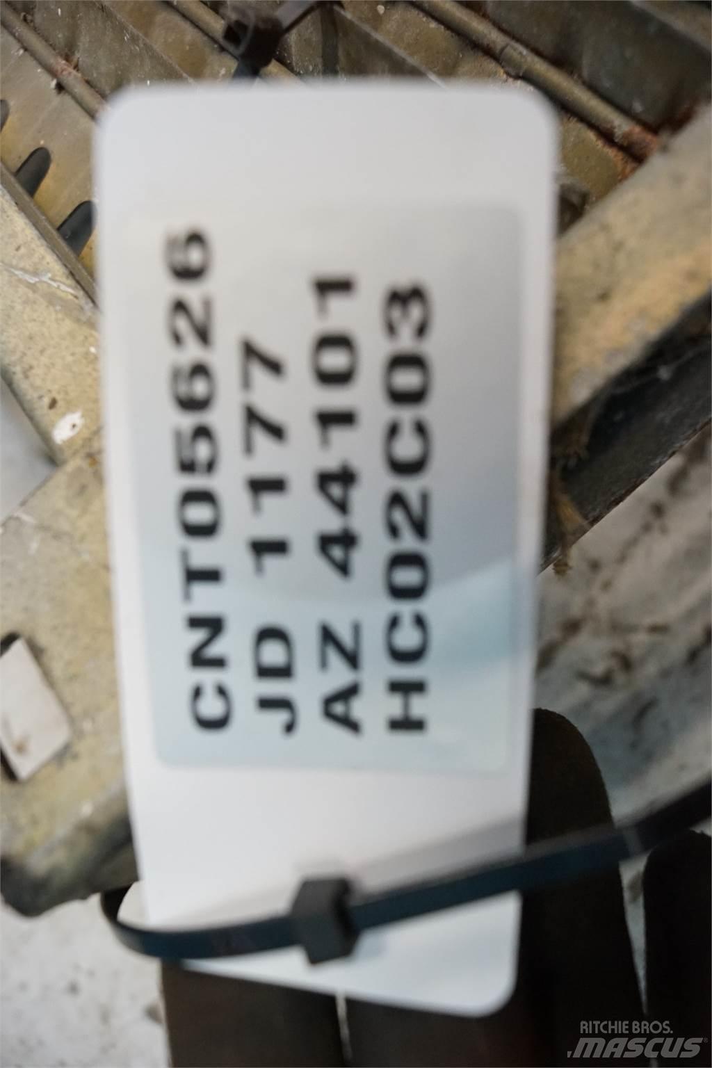 John Deere 1177 Smėlio ir druskos barstytuvai