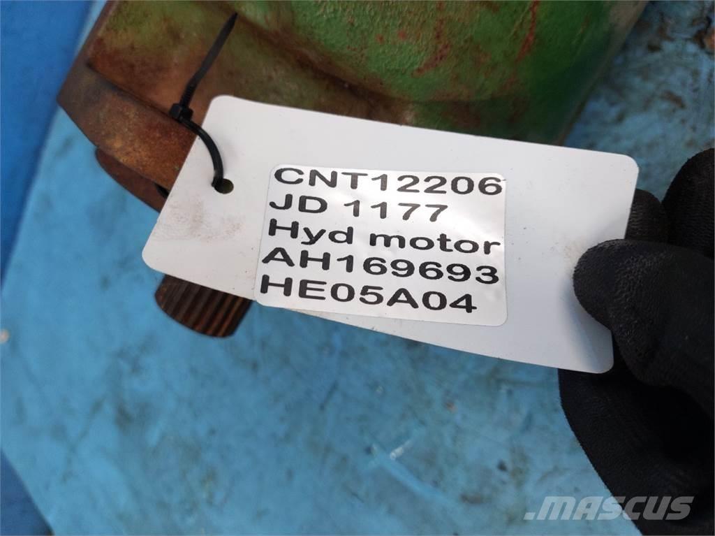 John Deere 1177 Hidraulikos įrenginiai