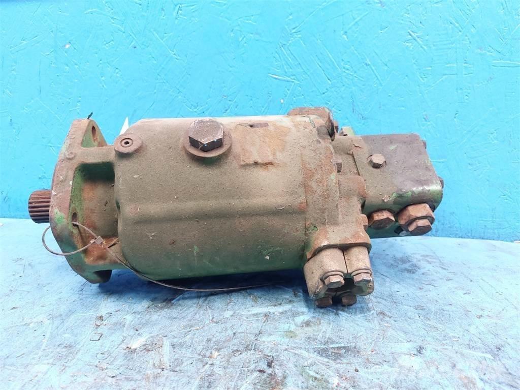 John Deere 1177 Hidraulikos įrenginiai