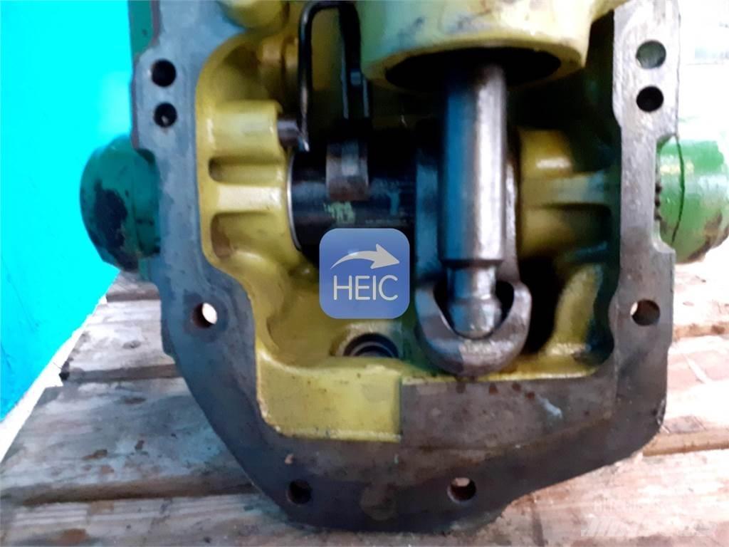 John Deere 2030 Kiti naudoti traktorių priedai