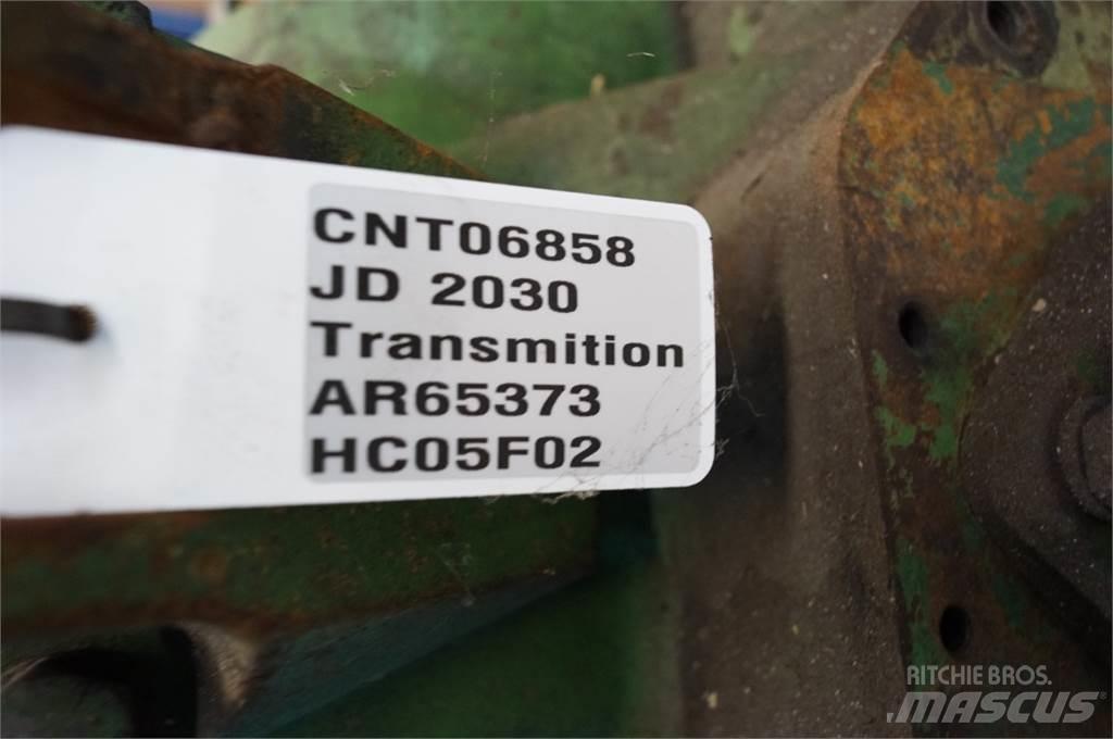 John Deere 2030 Transmisijos