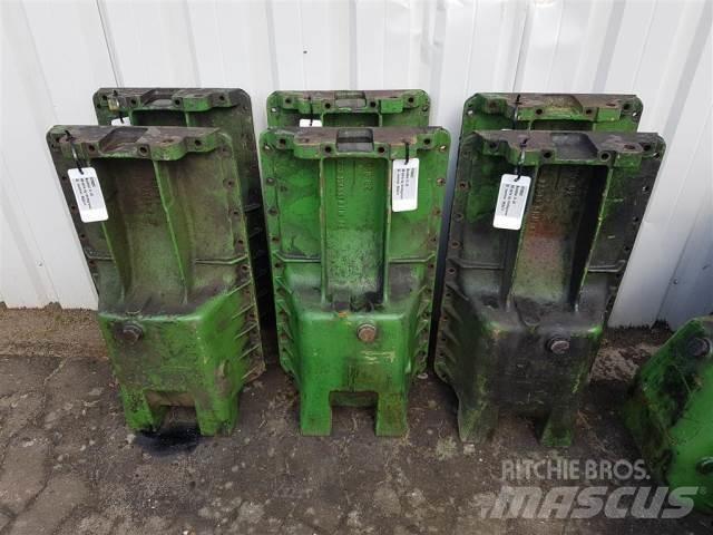 John Deere 2040 Varikliai