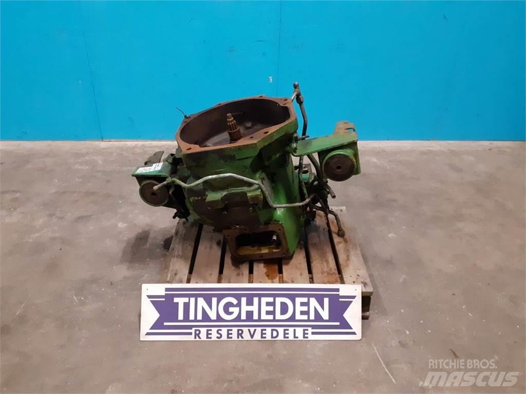 John Deere 2040 Transmisijos