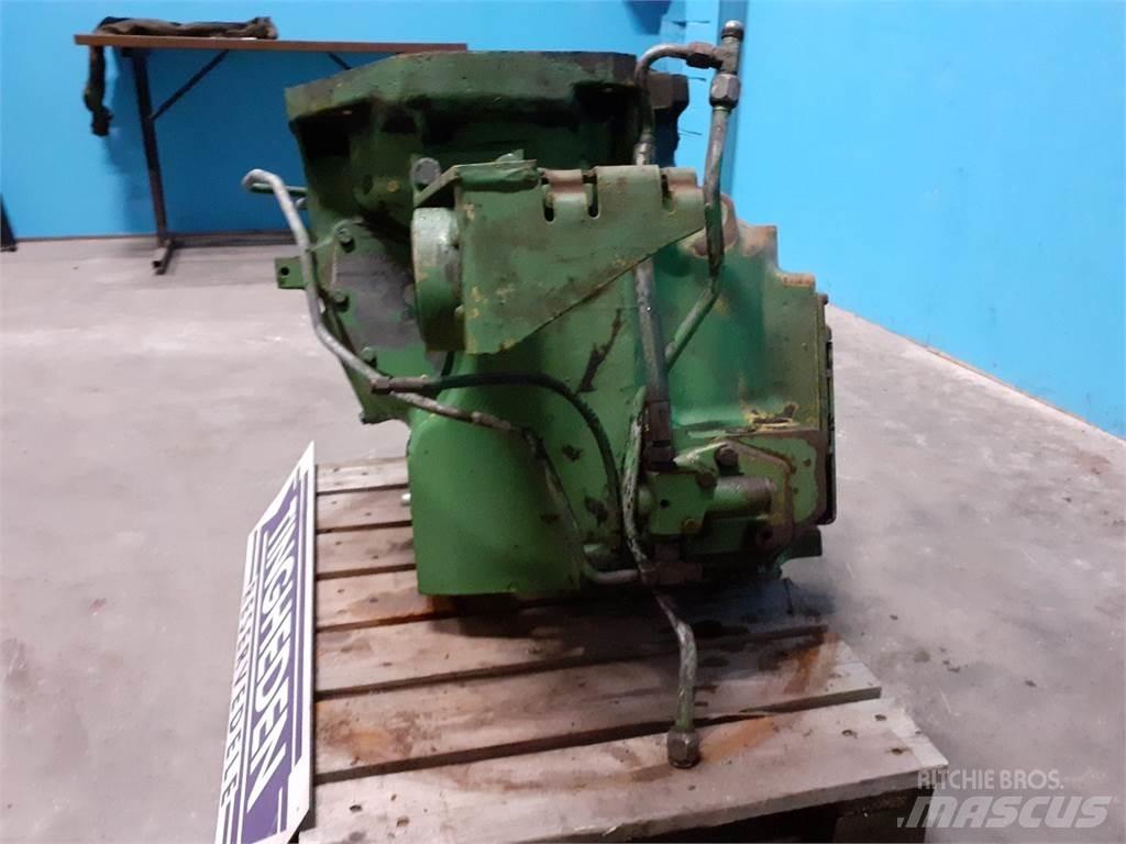 John Deere 2040 Transmisijos