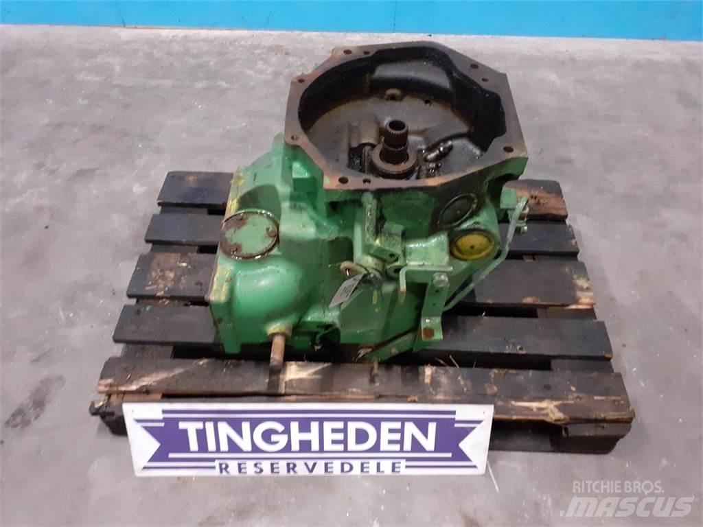 John Deere 2040 Transmisijos