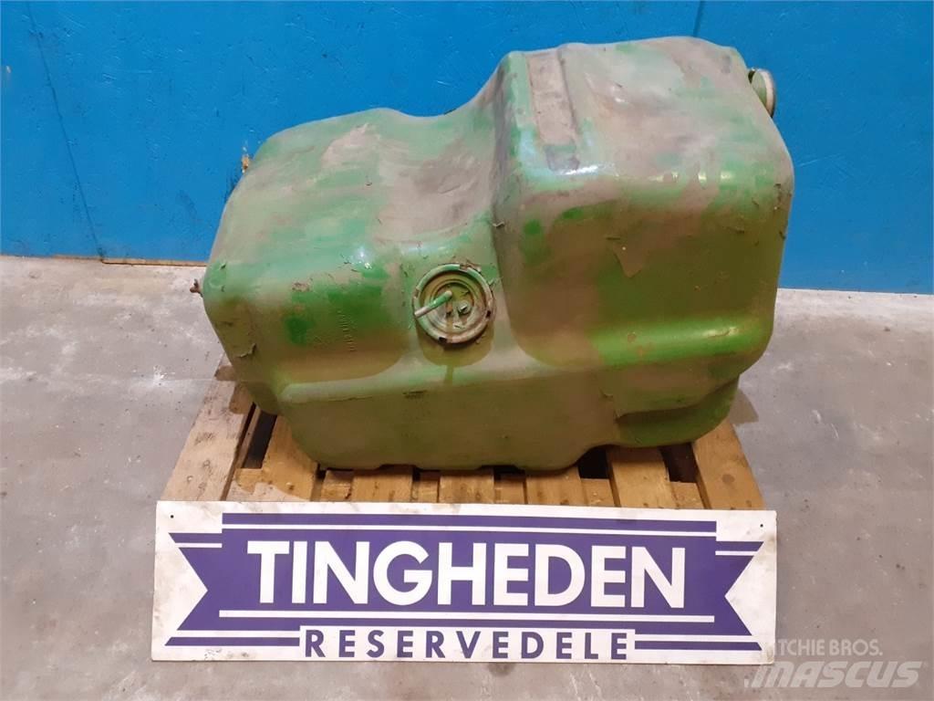 John Deere 2040 Kiti naudoti traktorių priedai